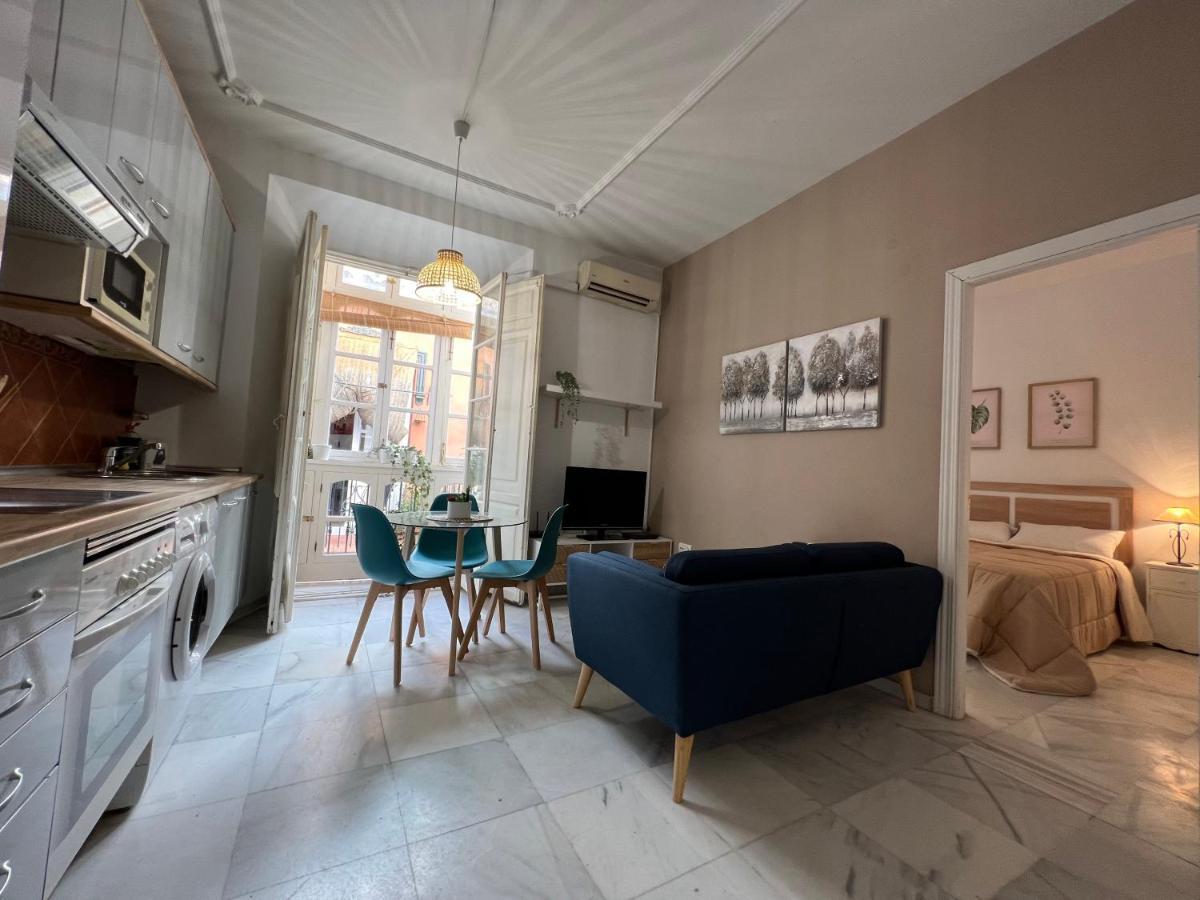 Iyourbasics Great Apartment Hinestrosa 23 Free Wifi&Ac Malaga Bagian luar foto
